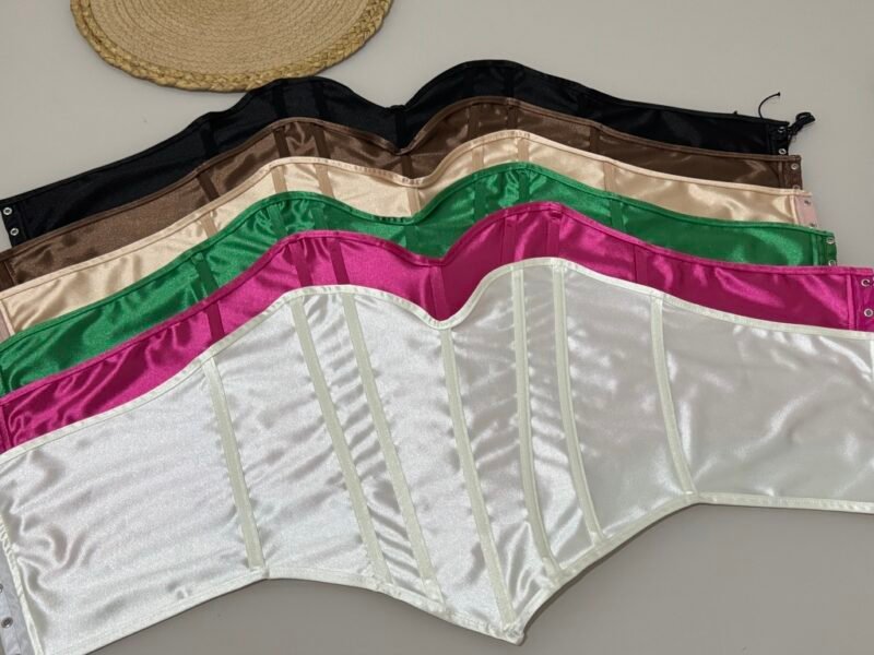CORSELET ESTRUTURADO EM MALHA PRADA COM BARBATANAS E REGULAGEM NAS COSTAS – Imagem 2 [nsid:978349704]