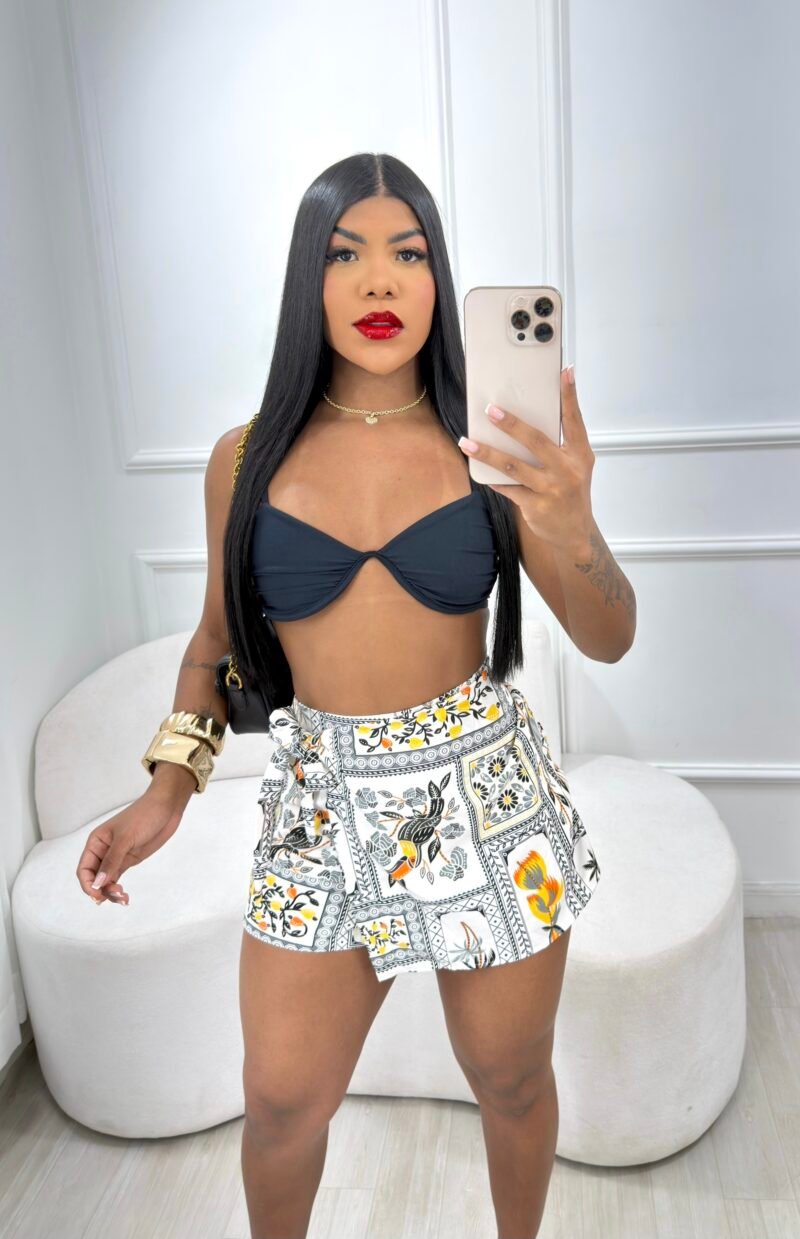 CROPPED ARO LORENA EM MALHA SUPLEX COM REGULAGEM NAS COSTAS – Imagem 2 [nsid:978364767]