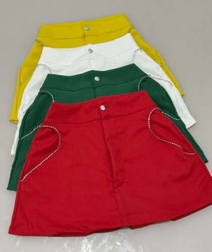 SHORT SAIA LIZ EM ALFAIATARIA COM STRASS COSTURADO, BOTÃO E ZÍPER – Imagem 1 [nsid:777991904]