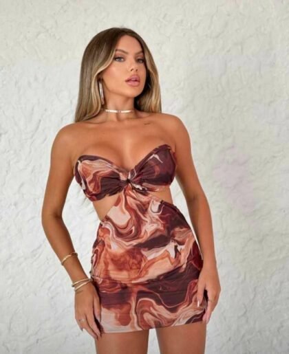 VESTIDO EM TULÊ CURTO COM BOJO – Imagem 1 [nsid:662996478]