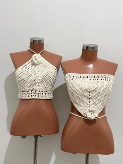 CROPPED FLOR EM CROCHÊ COM REGULAGEM NAS COSTAS – Imagem 1 [nsid:997307180]