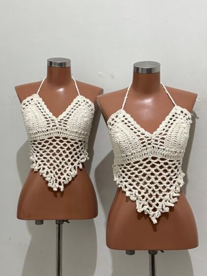 CROPPED EM CROCHÊ COM REGULAGEM NO PESCOÇO E COSTAS – Imagem 1 [nsid:1003712549]